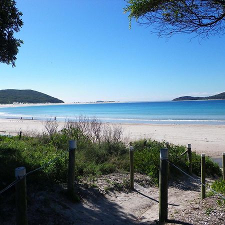 Fingal Bay Holiday Park ภายนอก รูปภาพ