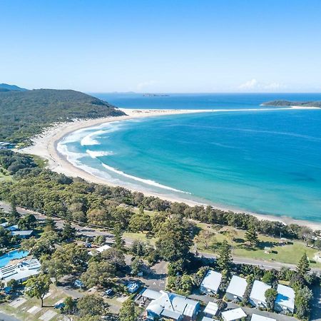 Fingal Bay Holiday Park ภายนอก รูปภาพ